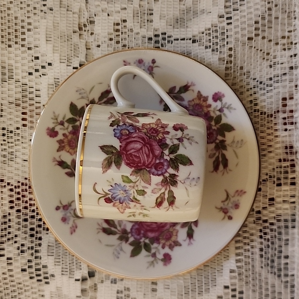 Small Chinese Demitasse Porcelain Cup & Saucer Maybe Expresso Cup?, Floral